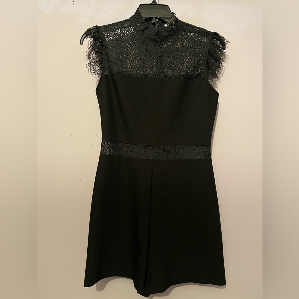 🪭MAJE LACE LIL BLACK ROMPER🪭